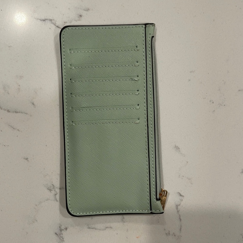 Green wallet